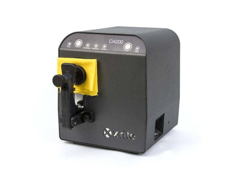 máy quang phổ đo màu để bàn X-rite Ci4200